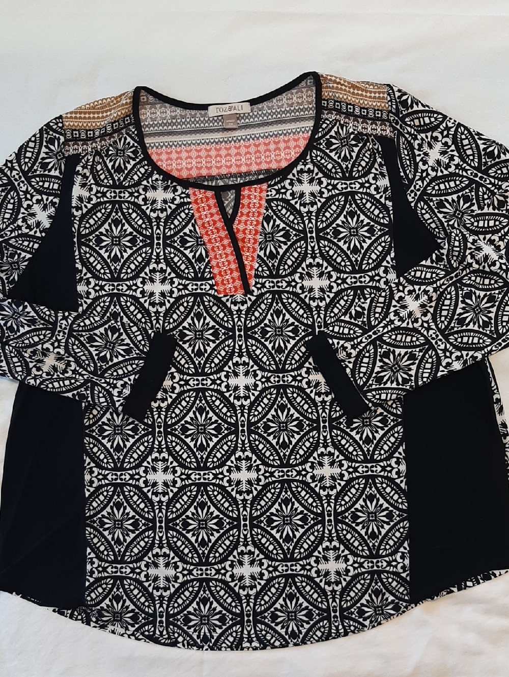 Roz & Ali Women's 2 XL Lightweight Top